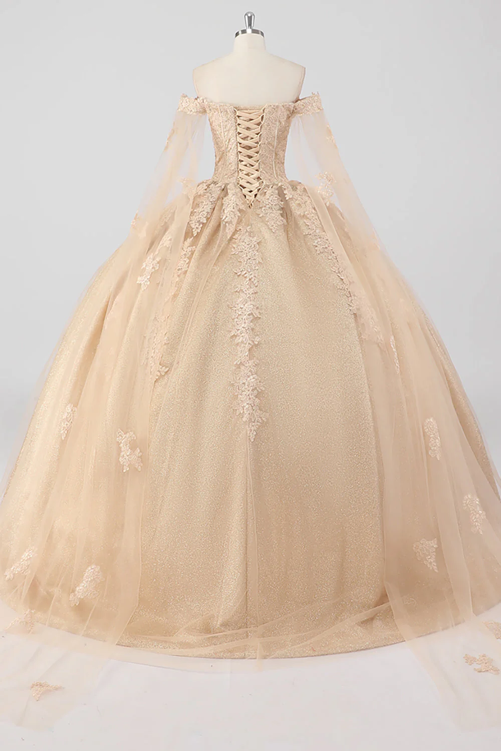 Princess Champagne Off the Shoulder Cape Rękawy Tiulowa sukienka Quinceanera z aplikacjami - Image 2