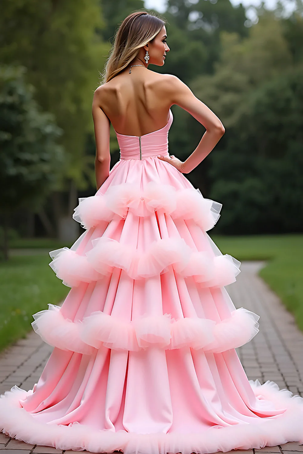 Różowa linia A Line Sweetheart Wielopoziomowa długa tiulowa sukienka na studniówkę z falbankami - Image 3
