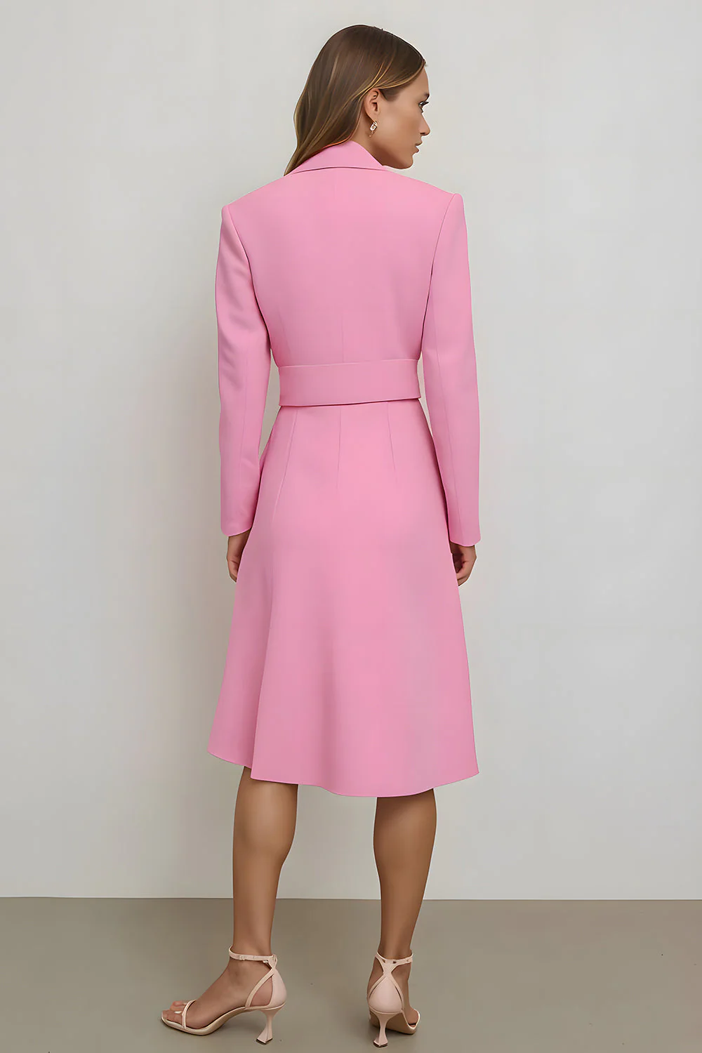 Różowa sukienka robocza midi z karbowanymi klapami bodycon z paskiem - Image 2