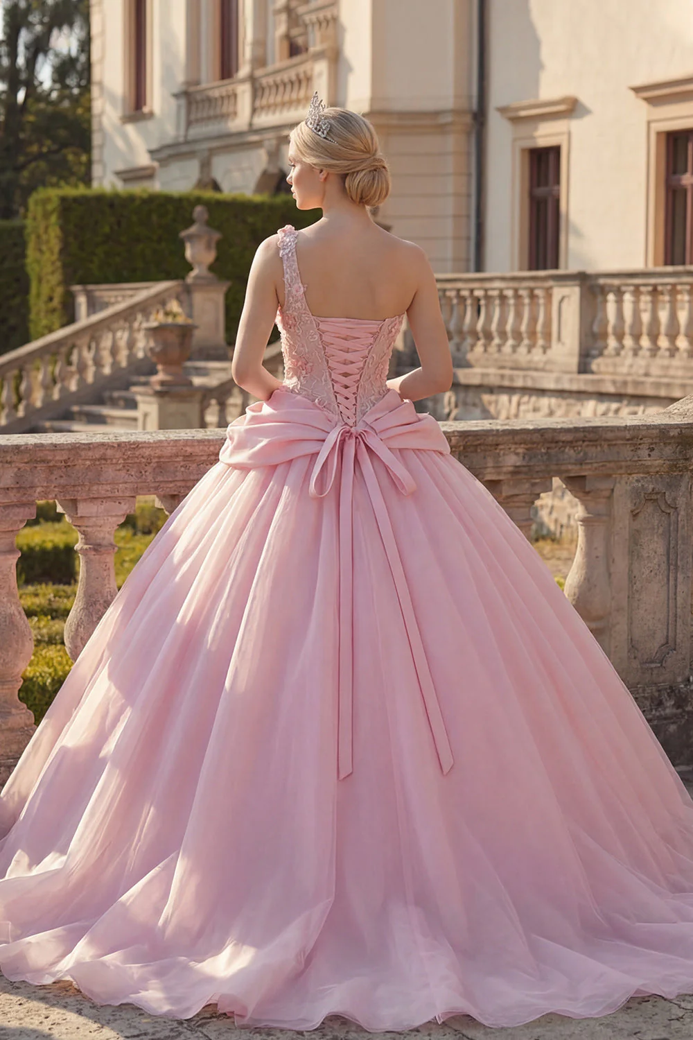 Różowa suknia balowa z aplikacjami na jedno ramię z marszczanymi sukniami z Quinceanera - Image 2