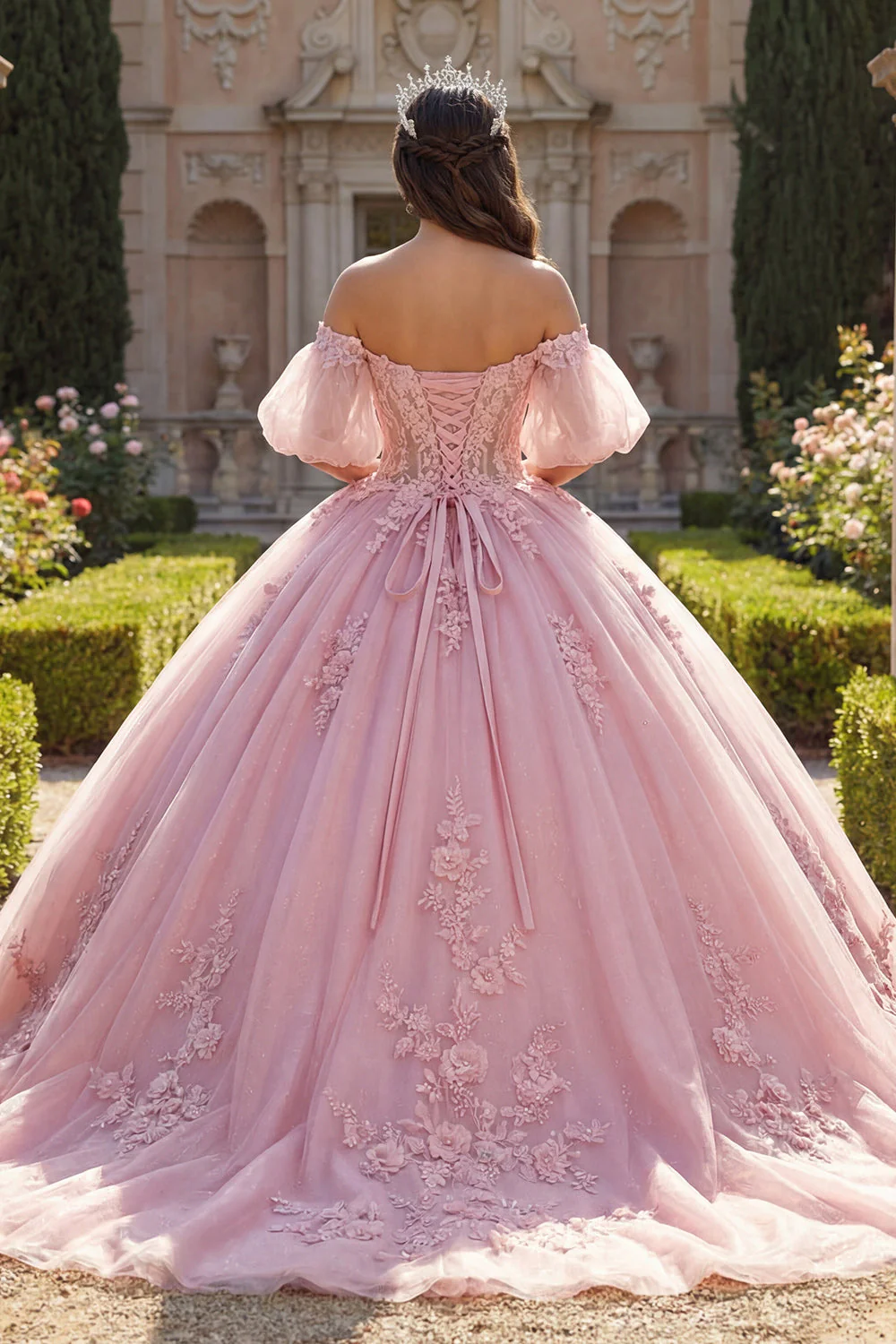 Różowa suknia balowa z odkrytymi ramionami – sukienka Quinceanera z puszystymi rękawami - Image 2