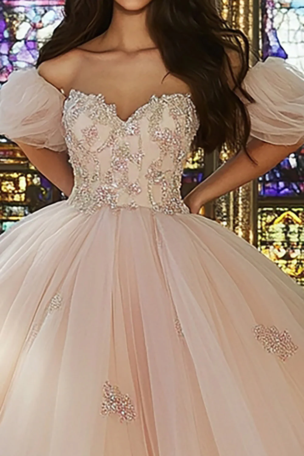 Różowa suknia balowa z odkrytymi ramionami z aplikacją tiulowa sukienka quinceanera - Image 2