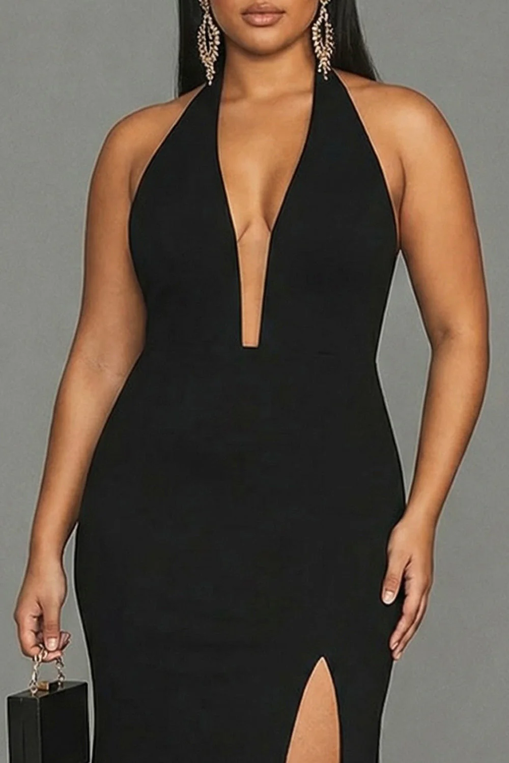 satynowa sukienka plus size z rozcięciem - Image 3