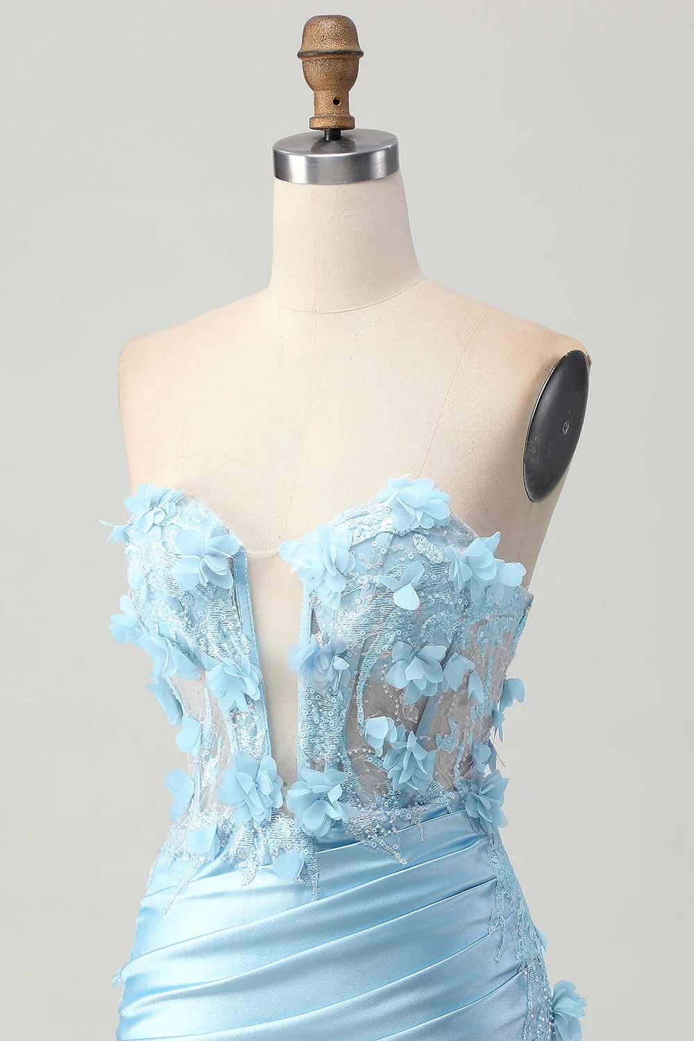 Sky Blue Satin Bodycon Bez Ramiączek Cekiny Krótka Sukienka Na Powrót Do Domu Z Aplikacjami - Image 6