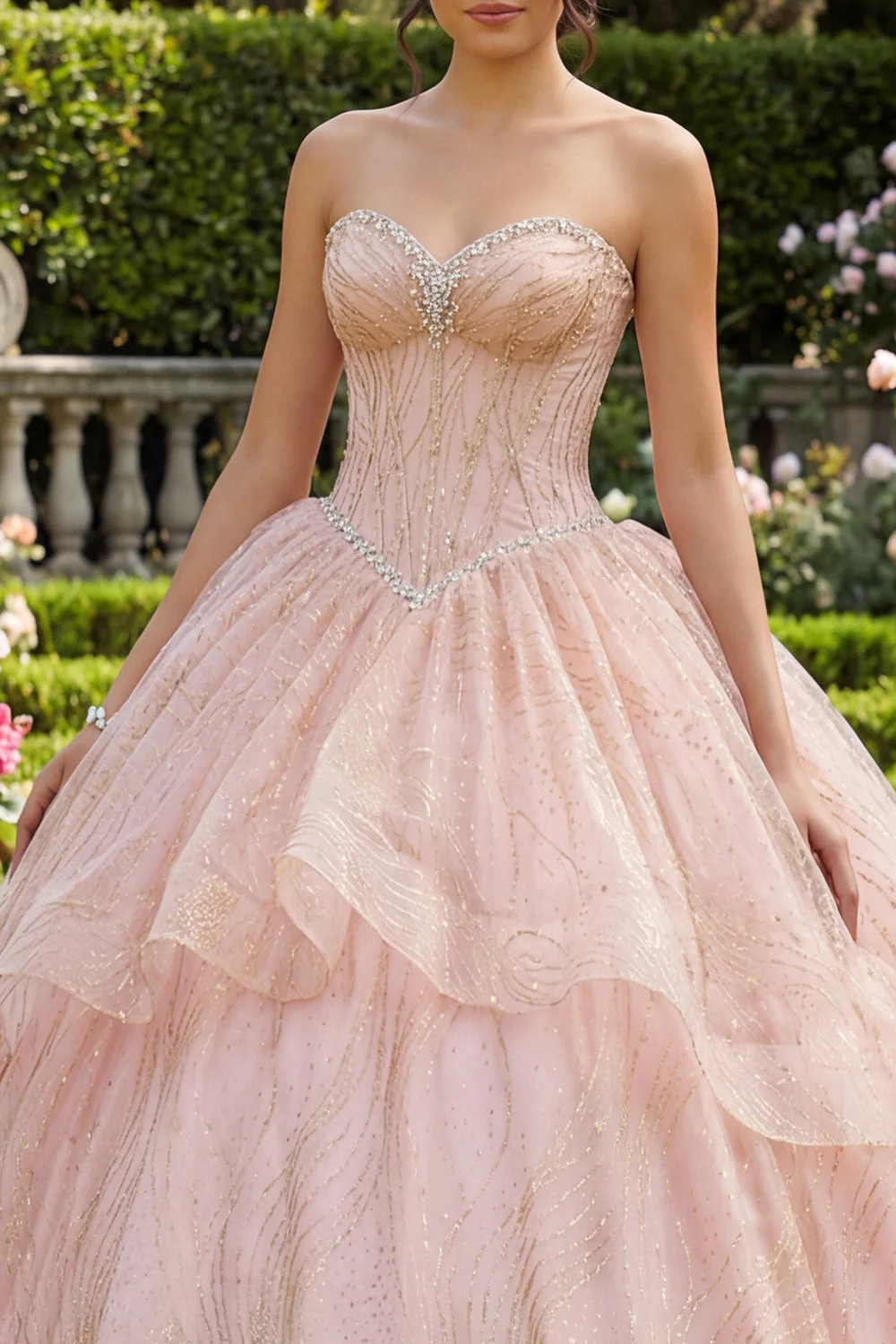 Sukienka balowa bez ramiączek, z koralikami i różową falbaną Quinceanera - Image 3