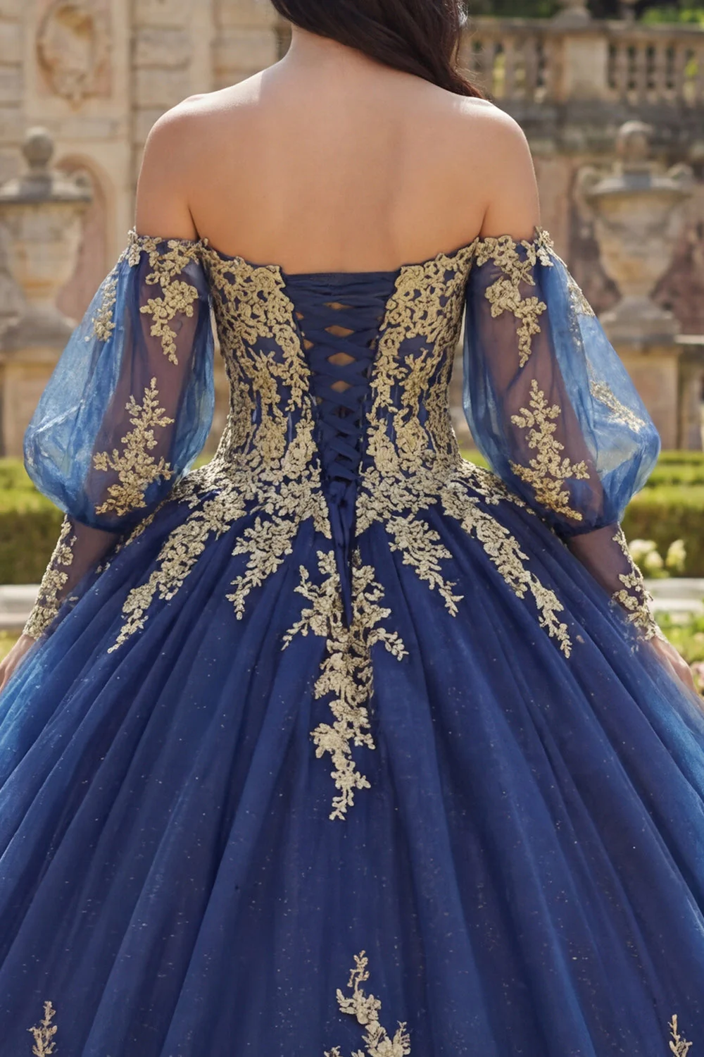 Sukienka balowa z odkrytymi ramionami z granatowymi aplikacjami z długim rękawem i sukienka quinceanera - Image 4
