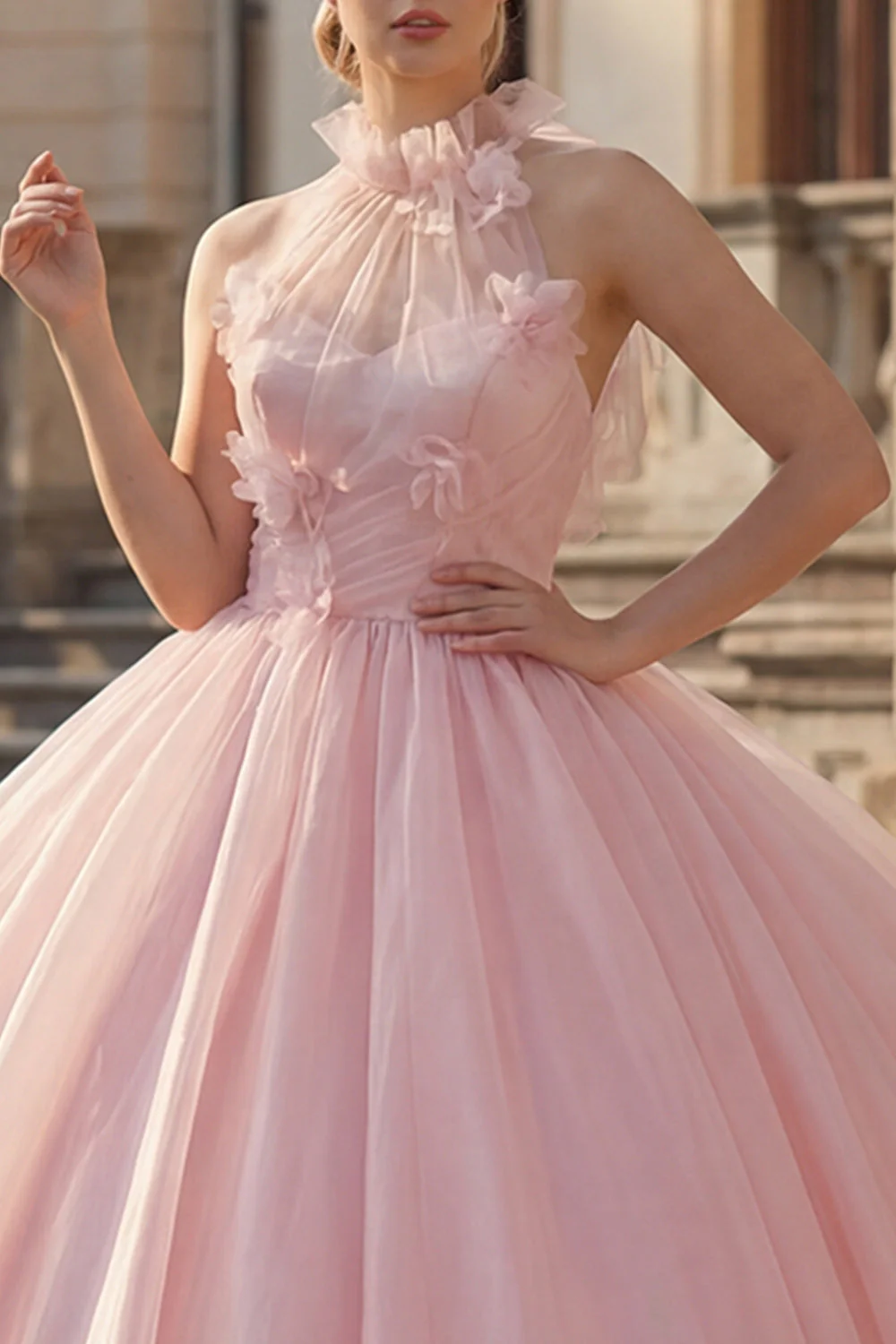 Sukienka balowa z różem na ramię i dekoltem z aplikacją Quinceanera - Image 3