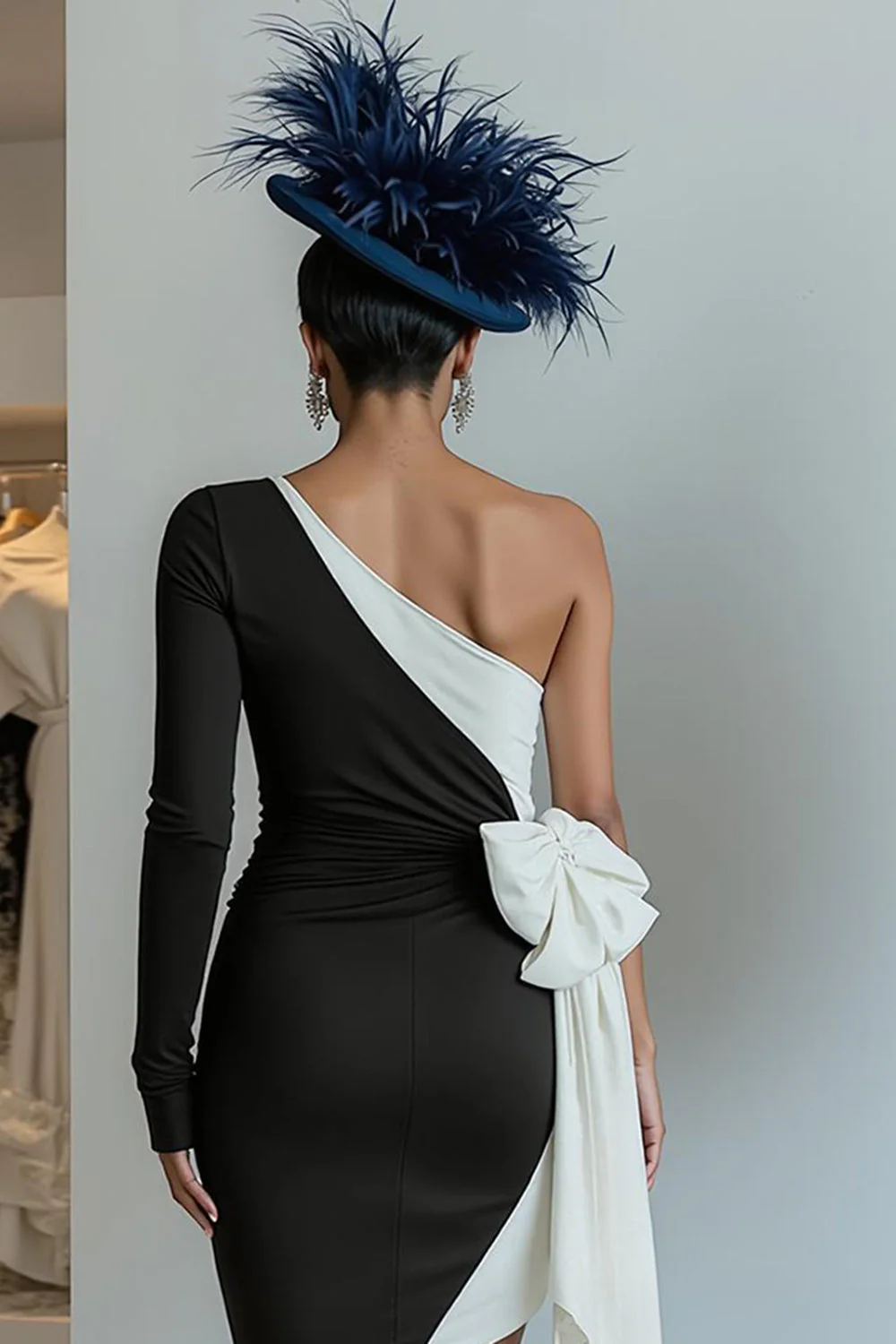 sukienka bodycon midi na jedno ramię dla matki panny młodej z kokardą - Image 4