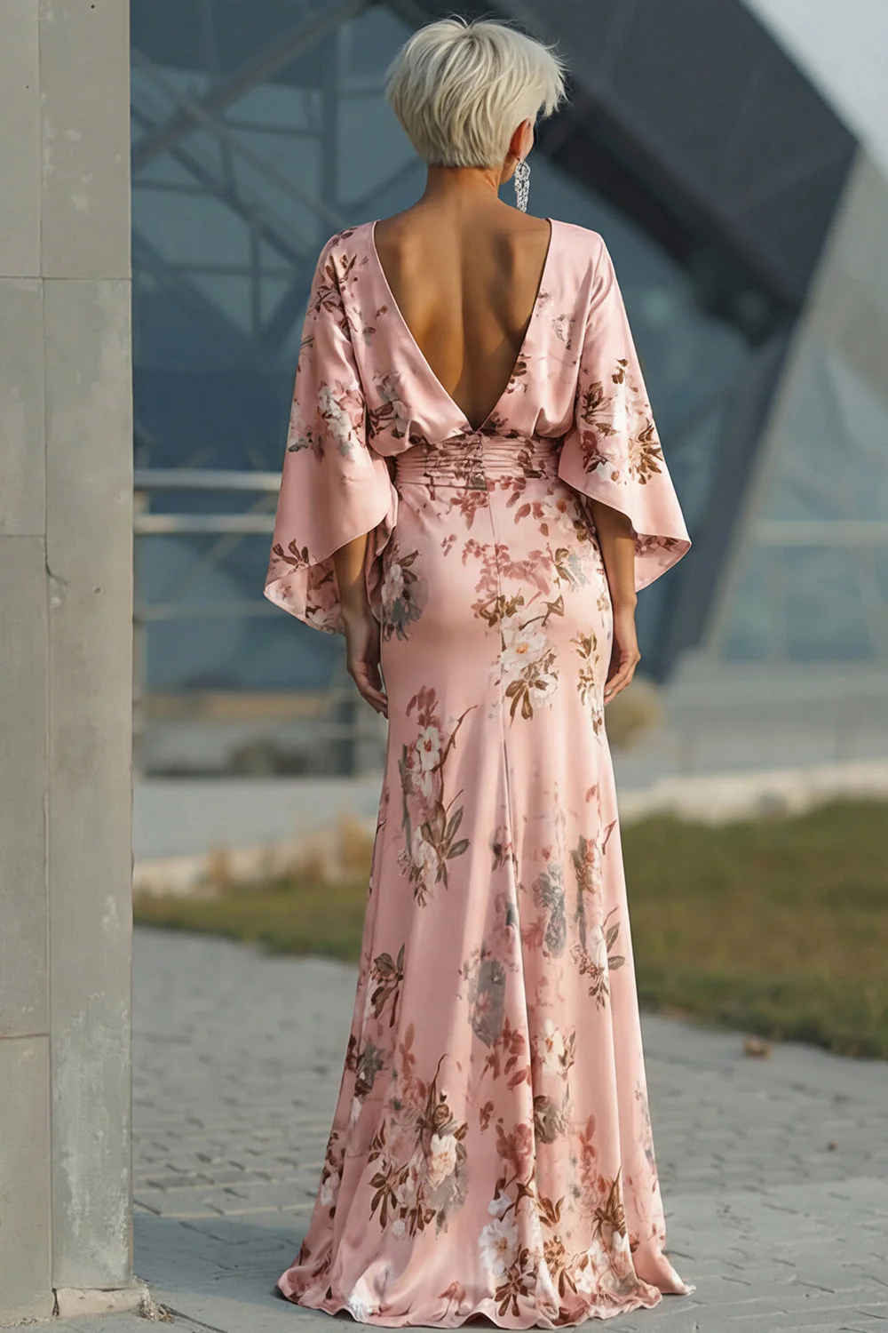 Sukienka matki panny młodej z satynowym wzorem w kolorze Dusty Rose Flower z rozkloszowanymi rękawami - Image 2