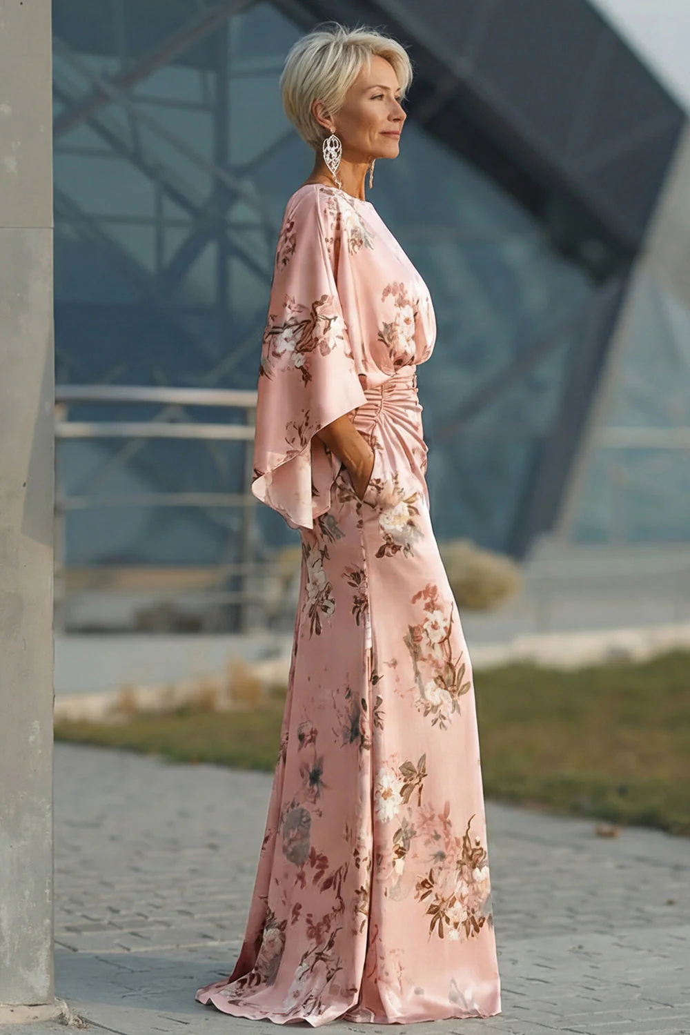 Sukienka matki panny młodej z satynowym wzorem w kolorze Dusty Rose Flower z rozkloszowanymi rękawami - Image 3