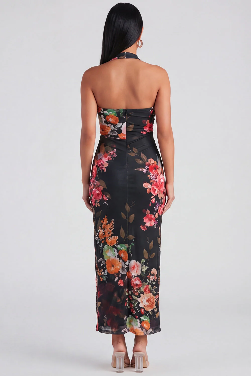 Sukienka Maxi w kwiaty z halter szampanem i pochwą na rękawce - Image 7