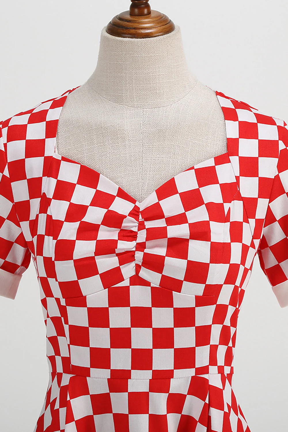 Sukienka w czerwoną kratę w stylu vintage z lat 1950. z krótkimi rękawami - Image 4