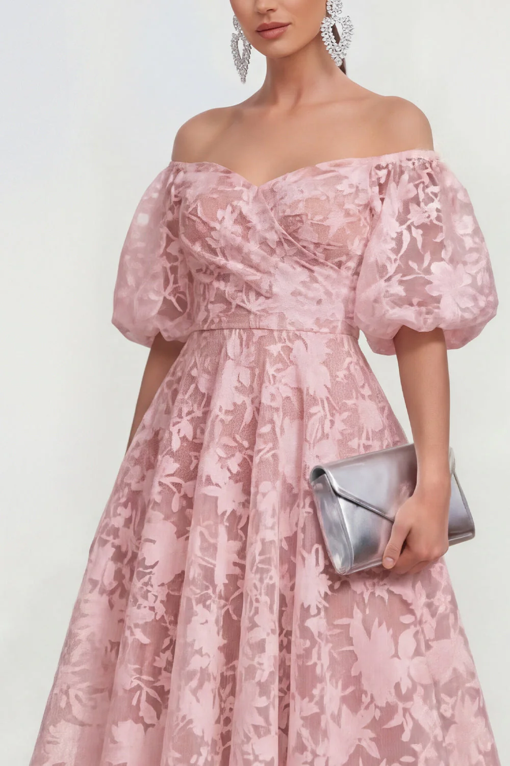 Sukienka z odkrytymi ramionami w kształcie litery A w odcieniu Midi Pink i puszystymi rękawami - Image 3