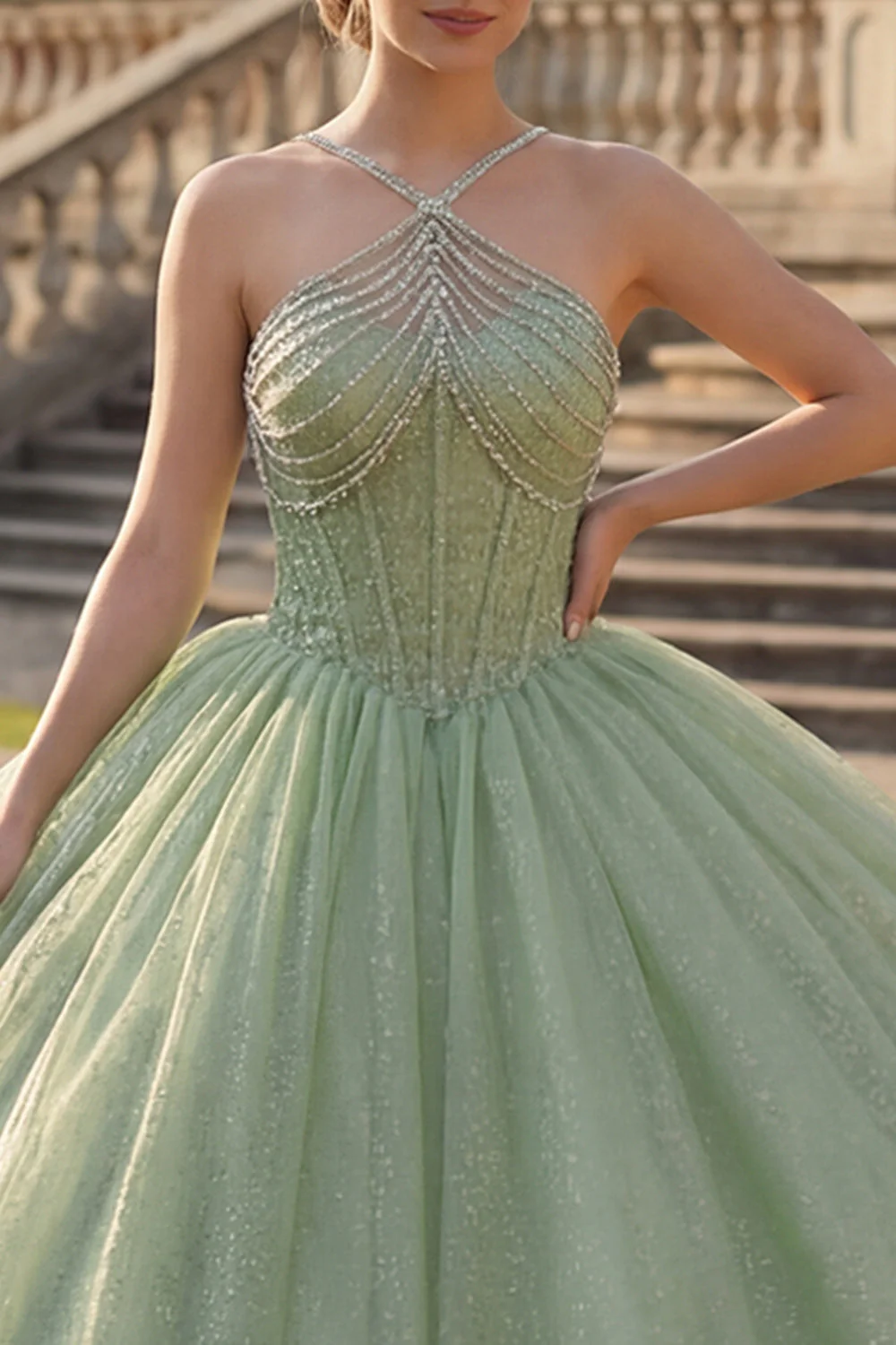 Suknia balowa w kolorze miętowym, zielonym dekoltem na ramię i brokatem i sukienią Quinceanera - Image 3