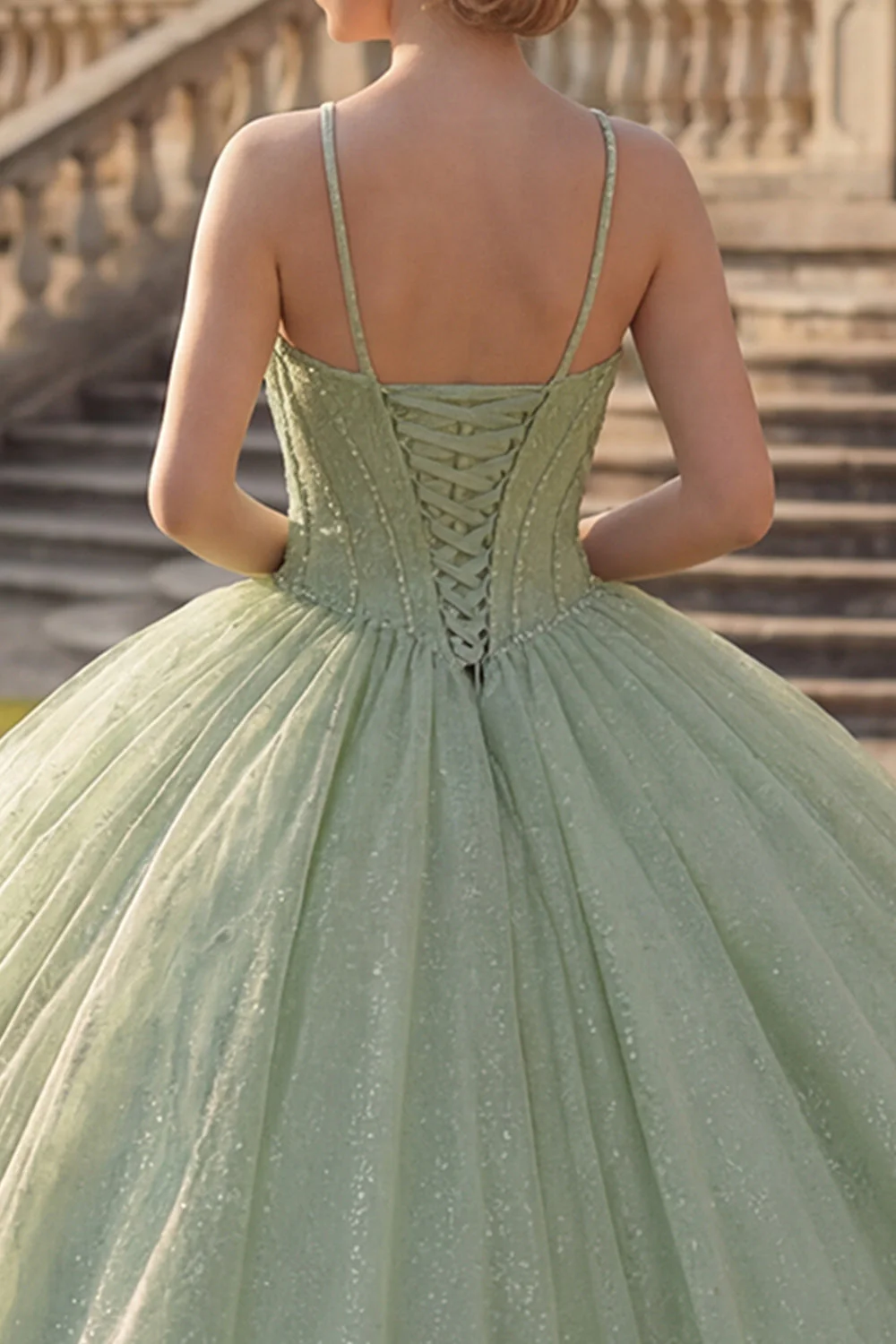 Suknia balowa w kolorze miętowym, zielonym dekoltem na ramię i brokatem i sukienią Quinceanera - Image 4