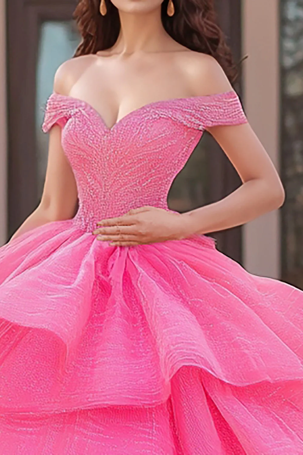 Suknia balowa z aplikacjami w kolorze fuksji z odkrytymi ramionami Quinceanera - Image 2