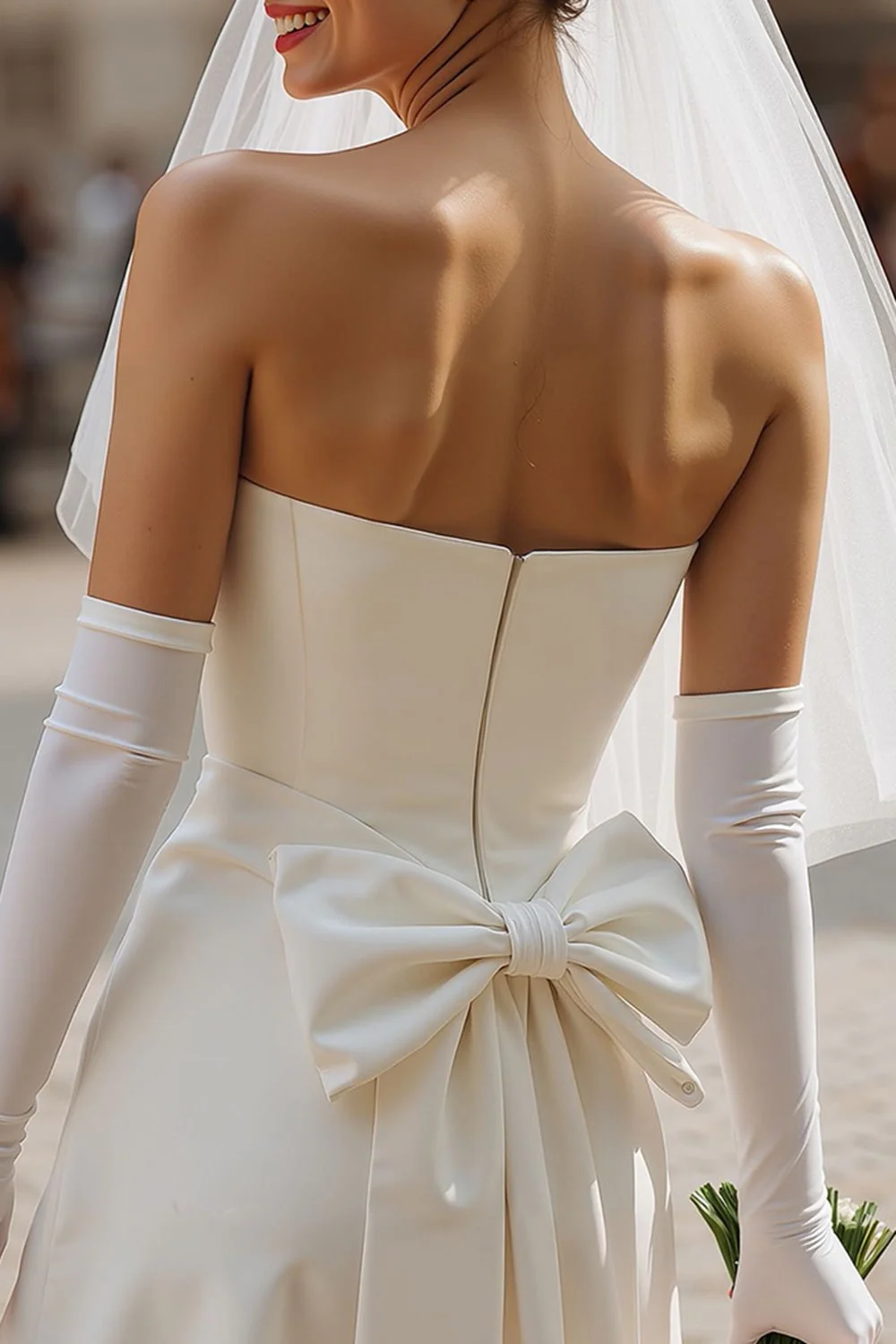 Sweetheart Ivory Bodycon Short Wedding Dress (bez rękawiczek) - Image 6