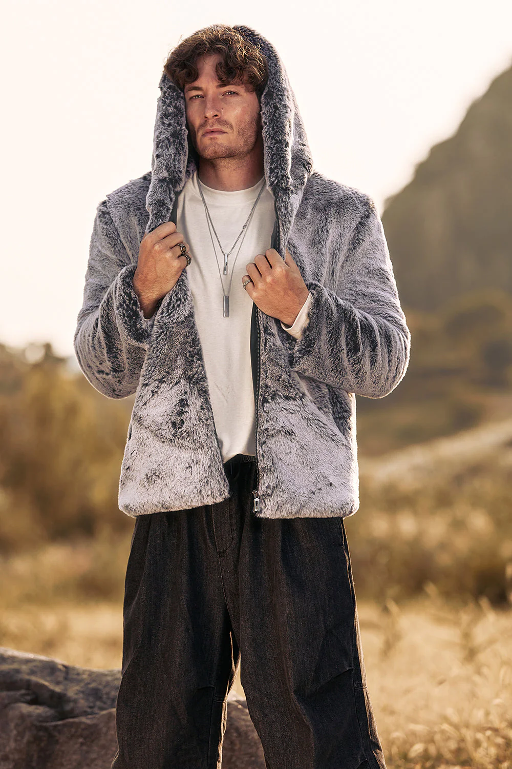 Szary Męski Płaszcz Zimowy Midi Shearling Z Kapturem - Image 3