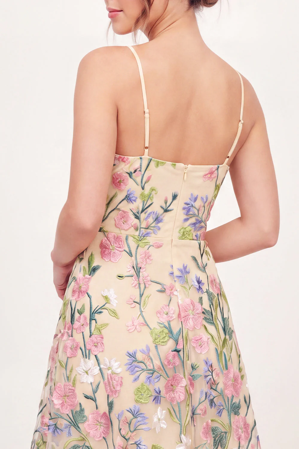 Tiul Floral A-Line haftowana żółta mini sukienka na homecoming - Image 4