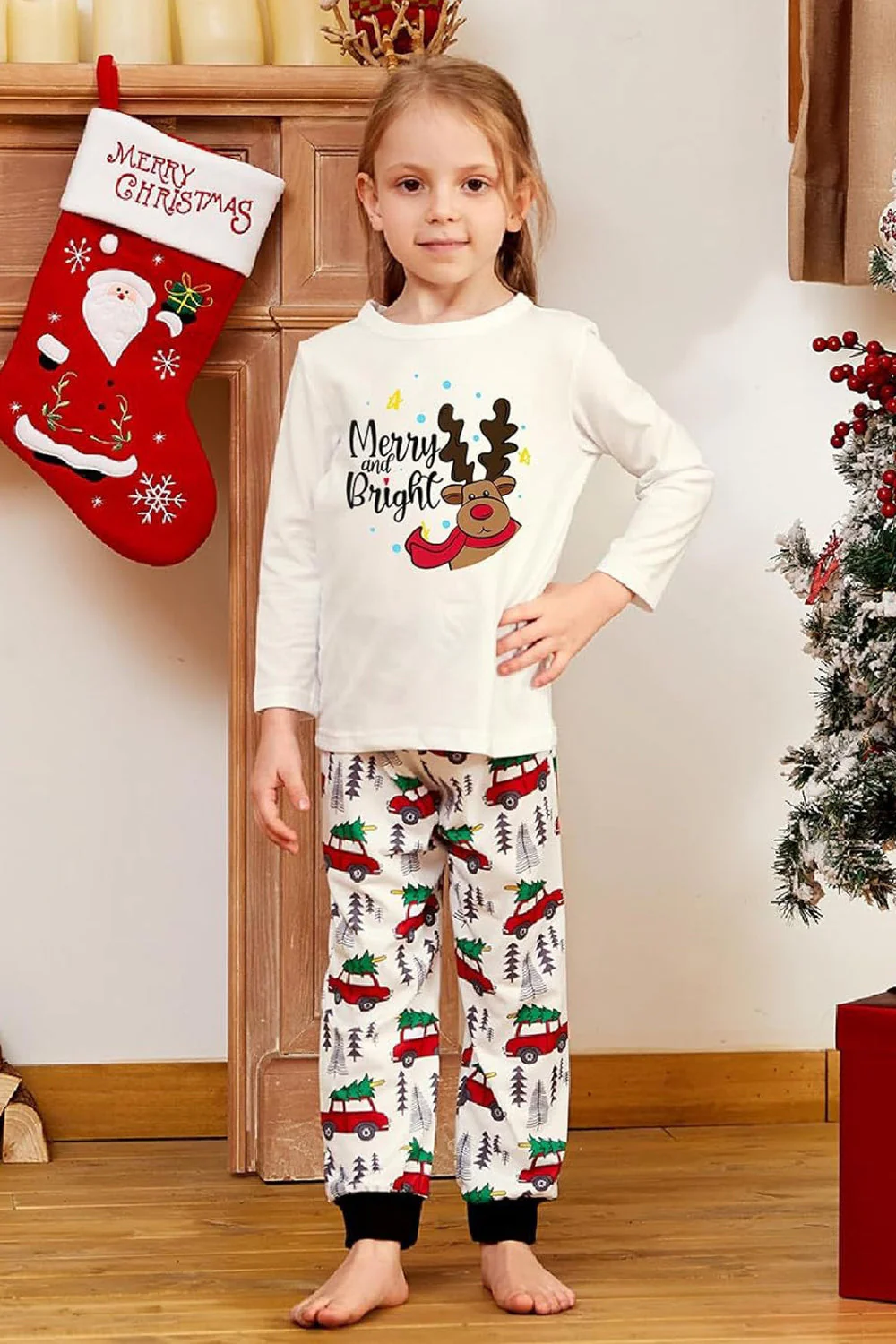 Zestaw Piżam Rodzinnych Z Białym Jeleniem Na Boże Narodzenie - Image 4