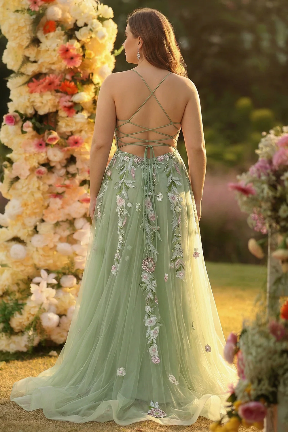 Zielona sukienka na bal z długim gorsetem z tiulem w formie Green A Line z dodatkiem do plus size - Image 2