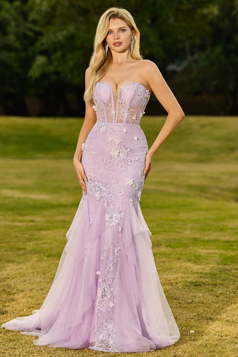 Żółta gorsetowa sukienka bez ramiączek w kolorze Mermaid Yellow z koronką i kwiatami 3D - Image 7