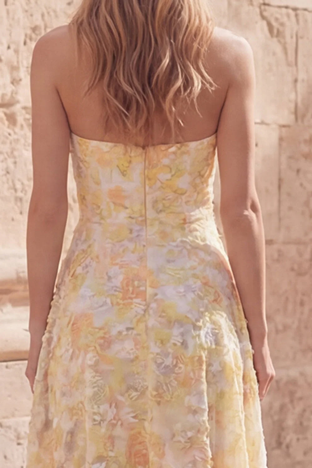 Żółta sukienka Midi Sweetheart Midi Floral Dress z aplikacjami - Image 5
